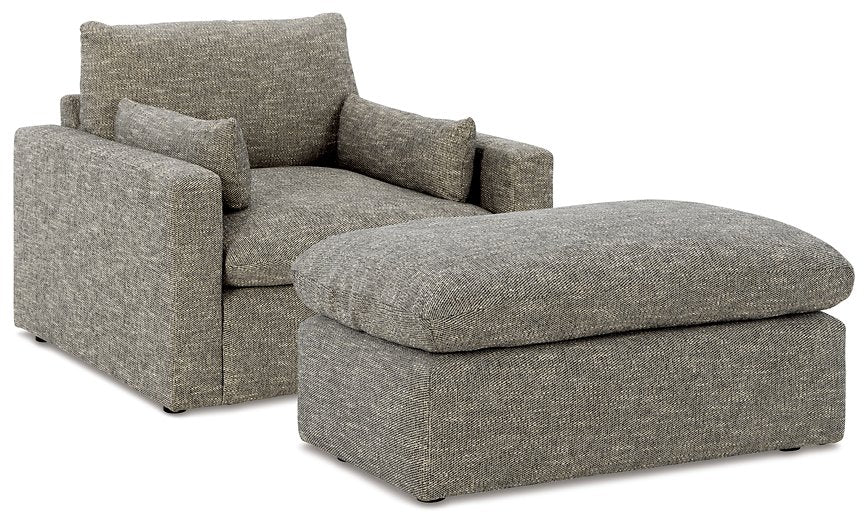 Dramatic Living Room Set - Home And Beyond