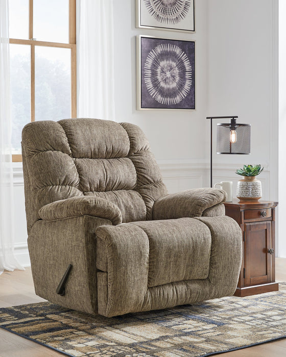 Bridgtrail Recliner - Home And Beyond