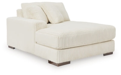 Lindyn Sectional with Chaise - Home And Beyond