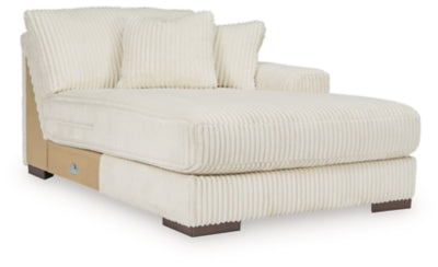 Lindyn Sectional with Chaise - Home And Beyond