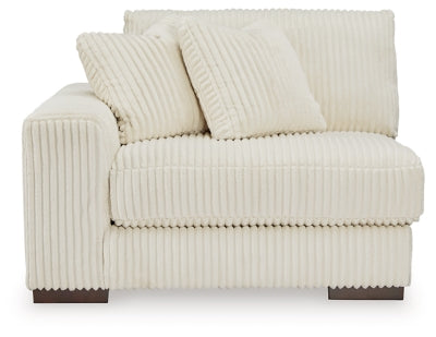 Lindyn Sectional with Chaise - Home And Beyond