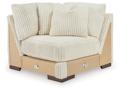 Lindyn Sectional with Chaise - Home And Beyond