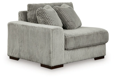 Lindyn Sectional with Chaise - Home And Beyond