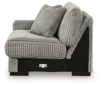 Lindyn Sectional with Chaise - Home And Beyond