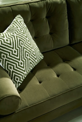 Reveon Lakes Loveseat - Home And Beyond