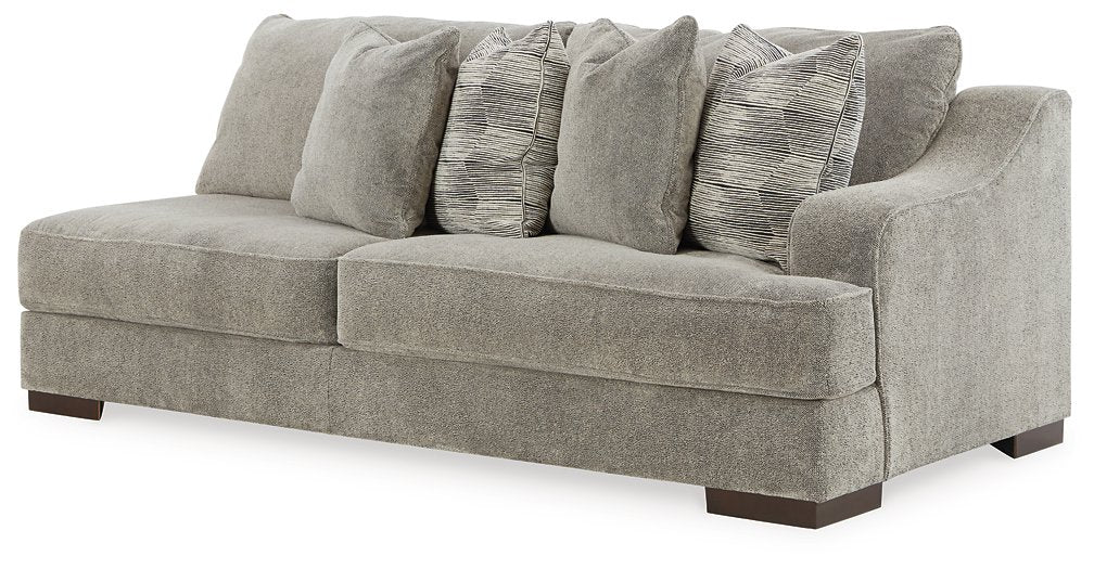 Bayless Sectional - Home And Beyond