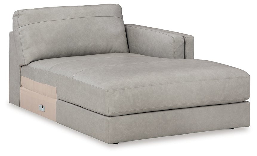 Amiata Sectional with Chaise - Home And Beyond