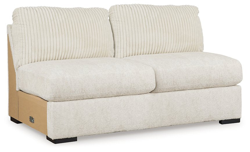 Chessington Sectional with Chaise - Home And Beyond