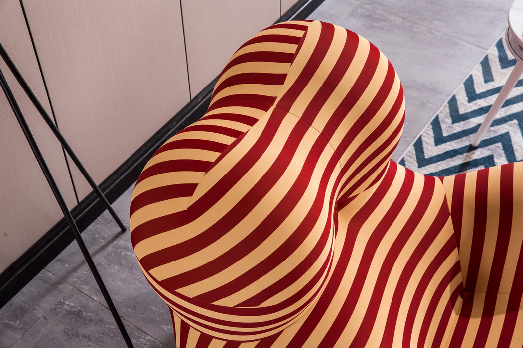 C61 BARREL CHAIR WITH OTTOMAN