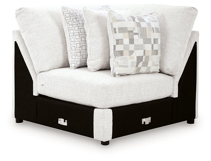 Misty-Lakes Sectional with Chaise - Home And Beyond