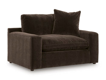 Maxton Heights Oversized Chair - Home And Beyond