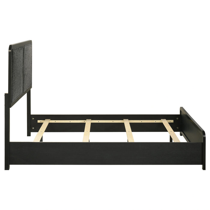 Cavelle Panel Bed