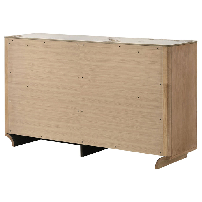 Leanne Dresser