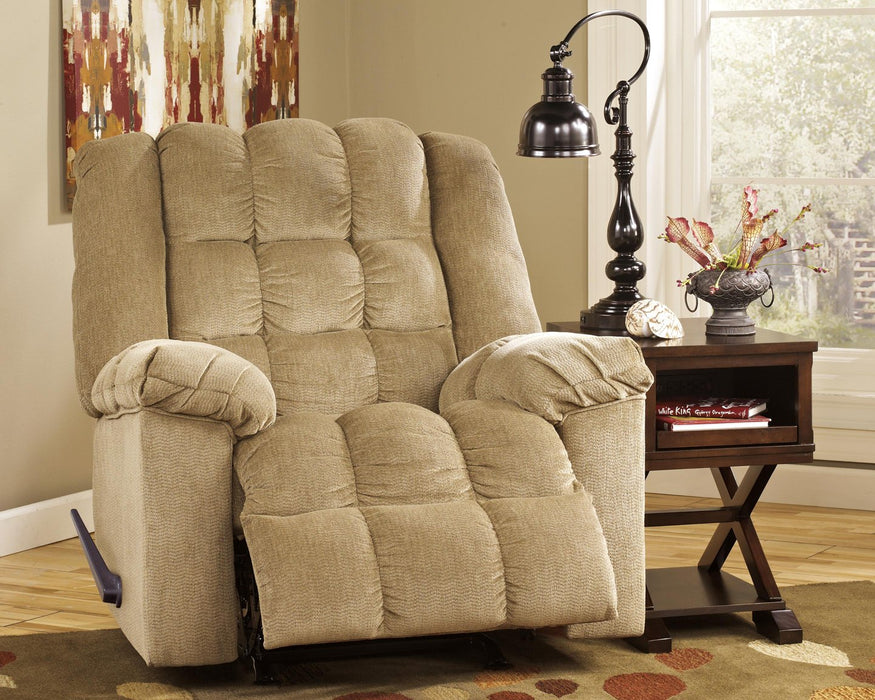 Ludden Recliner - Home And Beyond