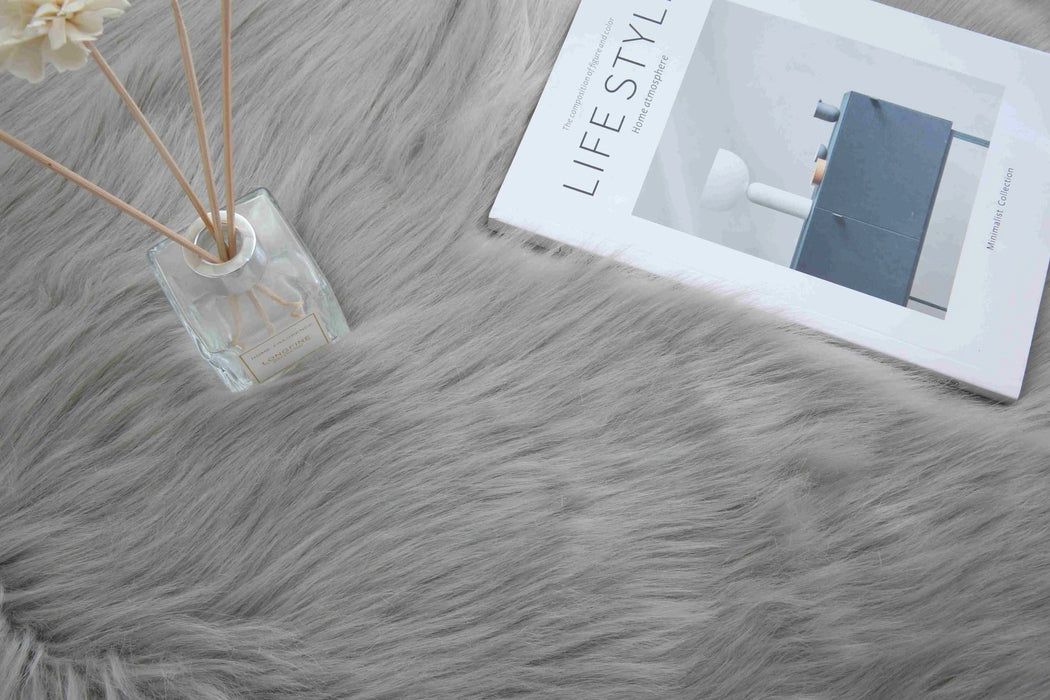 FAUX FUR Rug DOUBLE HEART