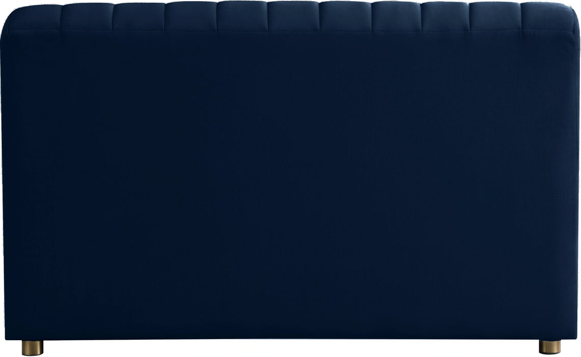 Naya Navy Velvet Chair