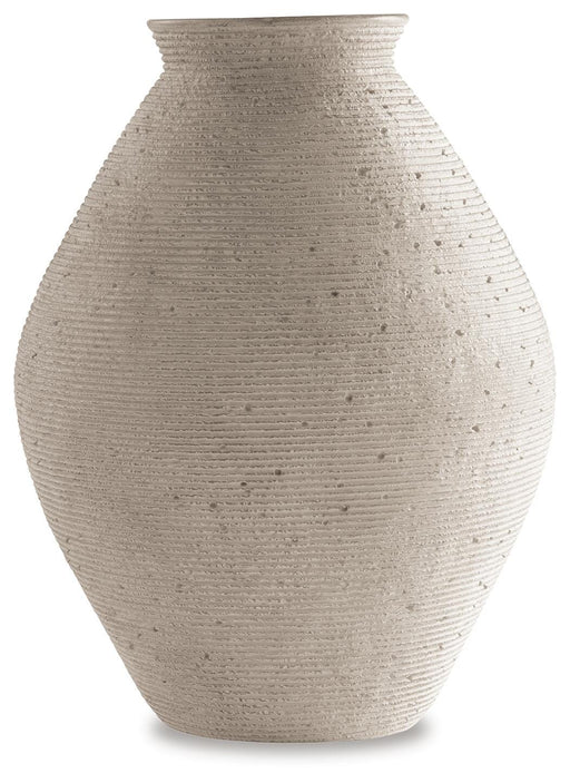 Hannela Vase - Home And Beyond