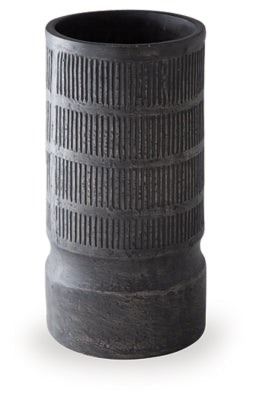 Beninworth Vase - Home And Beyond