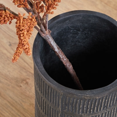 Beninworth Vase - Home And Beyond