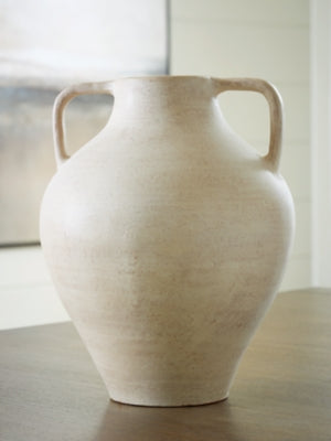 Justy Vase - Home And Beyond