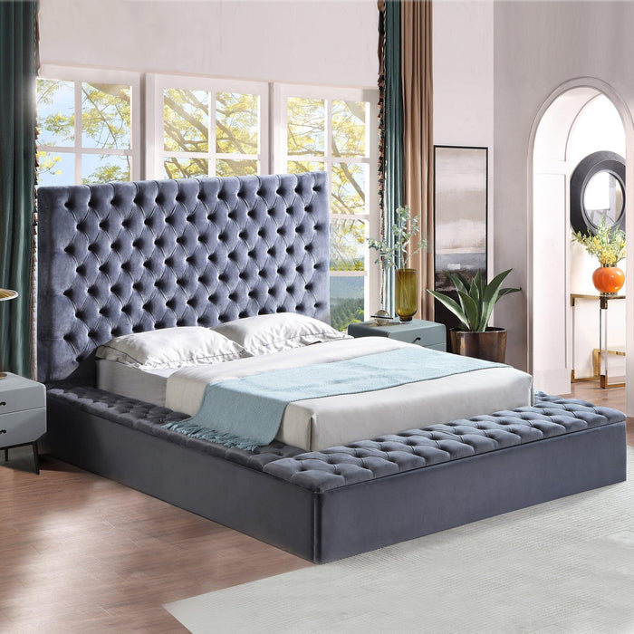 9008 QUEEN BED