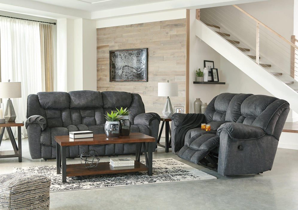 Capehorn Reclining Sofa