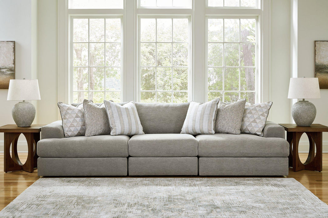Avaliyah Sectional Sofa - Home And Beyond