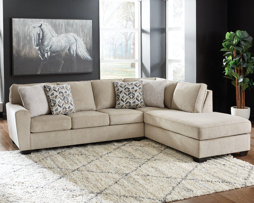 Decelle 2-Piece Sectional with Chaise