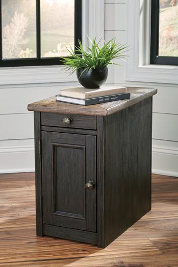 Tyler Creek End Table Set - Home And Beyond