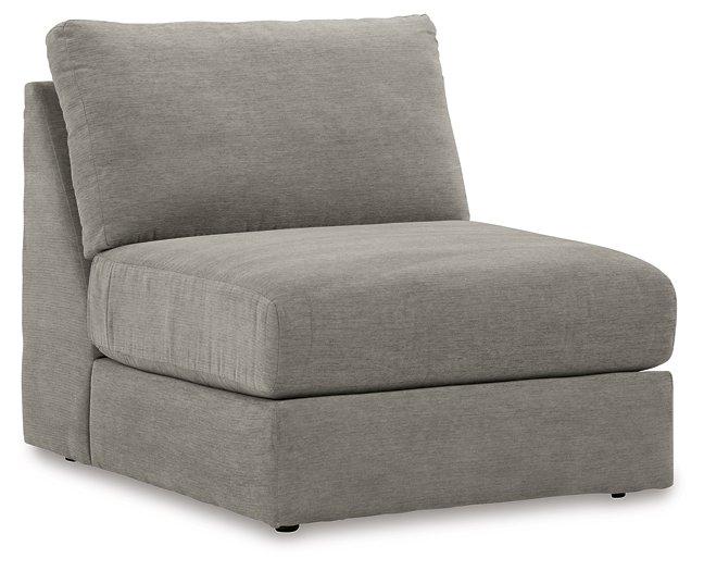 Avaliyah Sectional with Chaise - Home And Beyond