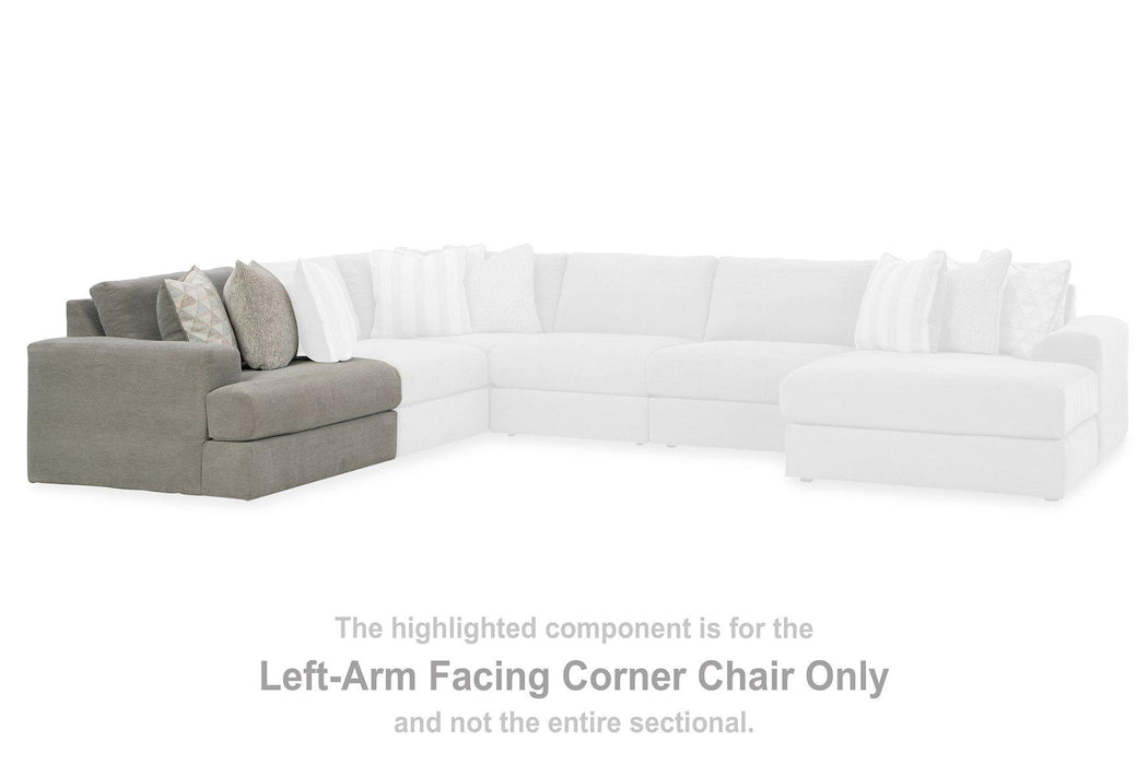 Avaliyah Sectional with Chaise - Home And Beyond