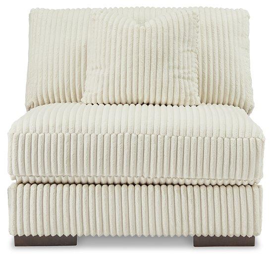 Lindyn Sectional with Double Chaise - Home And Beyond