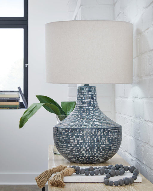 Schylarmont Lamp Set - Home And Beyond