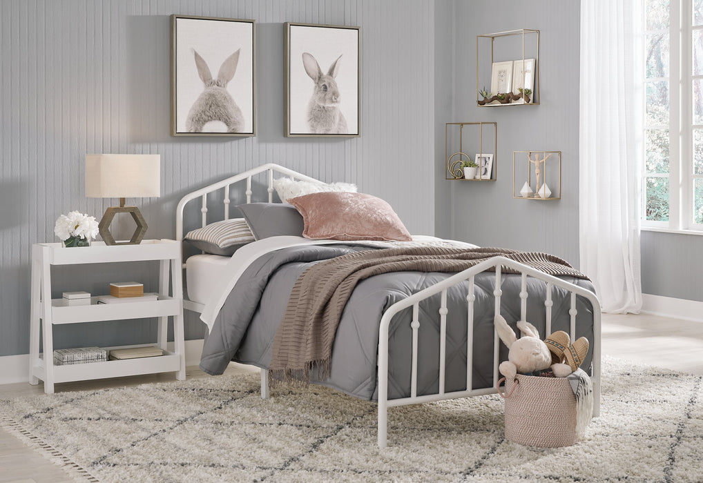 Trentlore Bed - Home And Beyond
