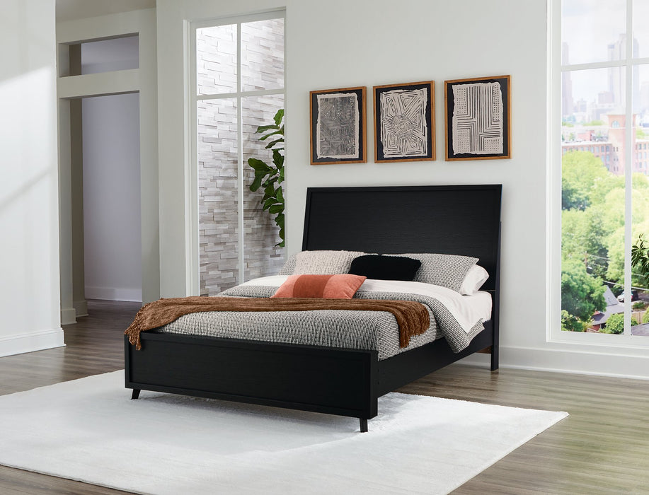 Danziar Bed - Home And Beyond