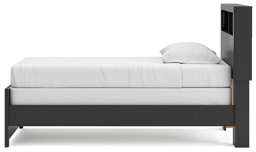 Broachmyn Bed - Home And Beyond
