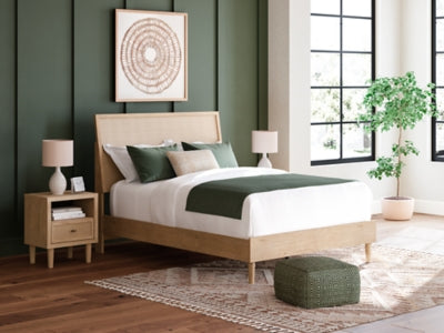 Cielden Bed - Home And Beyond