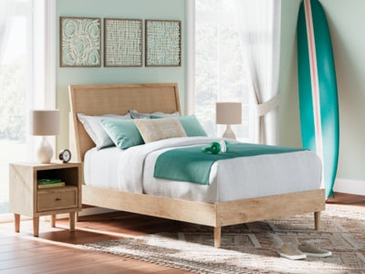 Cielden Bed - Home And Beyond