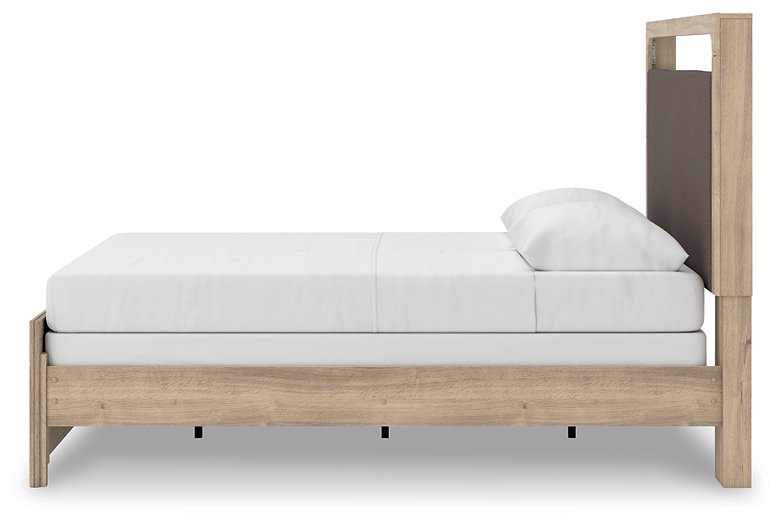 Kinlanni Upholstered Bed - Home And Beyond