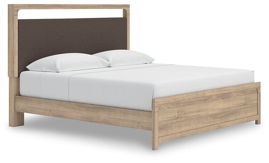 Kinlanni Upholstered Bed - Home And Beyond