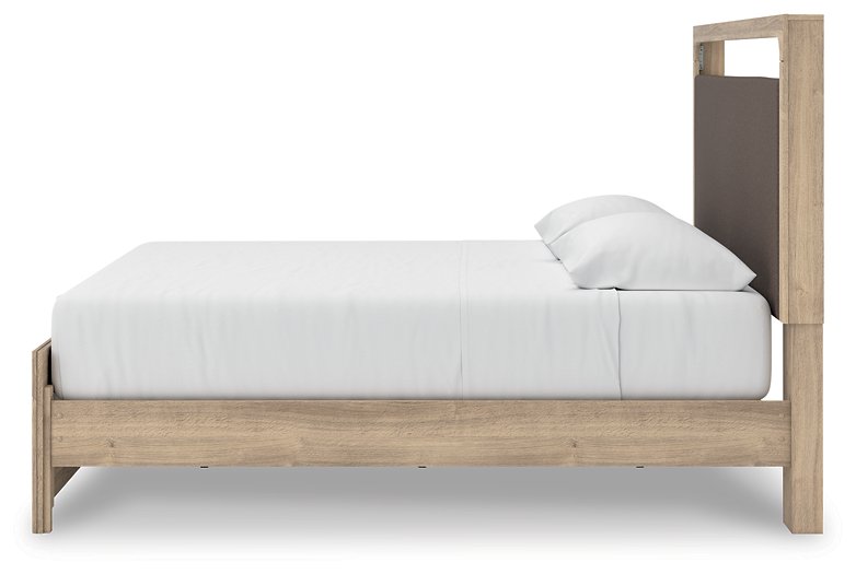 Kinlanni Upholstered Bed - Home And Beyond