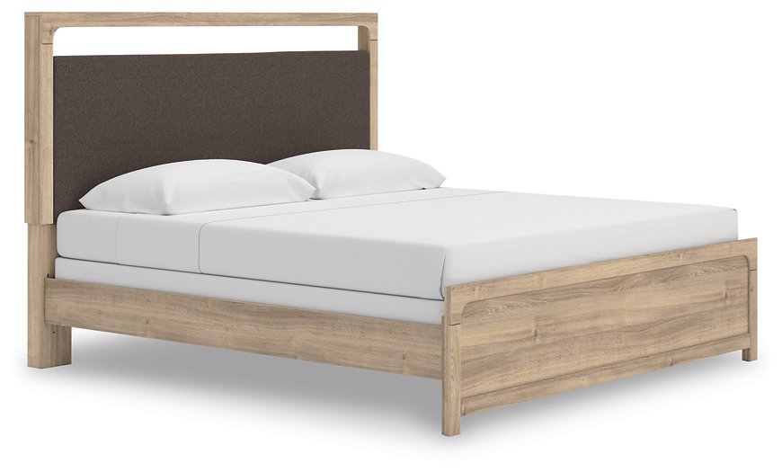 Kinlanni Upholstered Bed - Home And Beyond