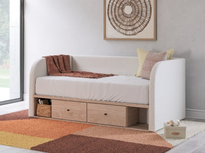 Arloster Upholstered Bed - Home And Beyond