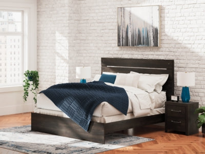 Hollivern Bed - Home And Beyond