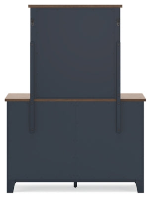 Landocken Bedroom Package - Home And Beyond