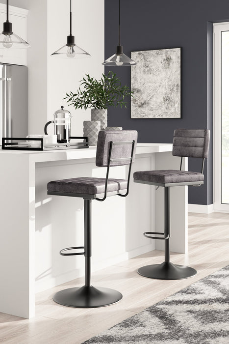 Strumford Bar Height Bar Stool - Home And Beyond