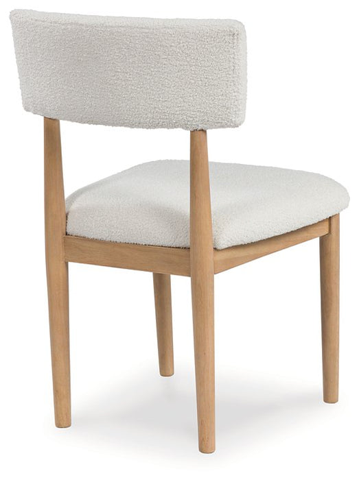 Sawdyn Dining Chair - Home And Beyond