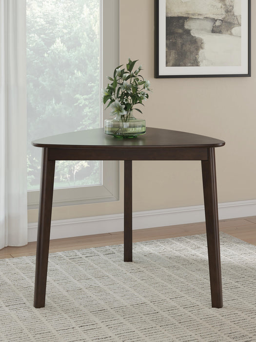 Mallenette Dining Room Set - Home And Beyond