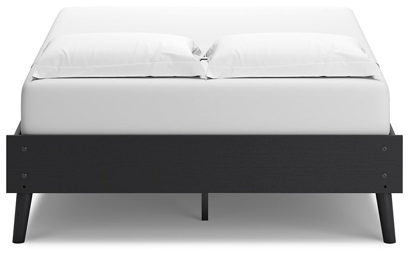 Charlang Full Panel Bed - Home And Beyond