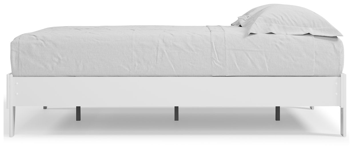 Piperton Panel Bed